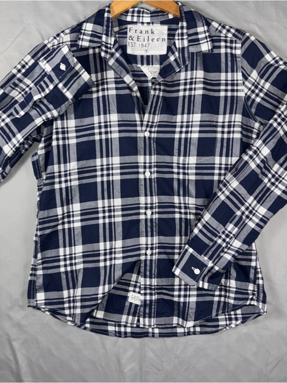 Frank & Eileen Shirt Womens Small Blue Plaid Barry Button Front Long Sleeve